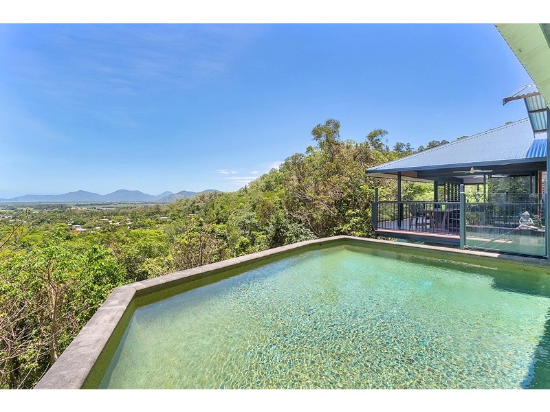 10 -12 Chatham Terrace, Smithfield QLD 4878