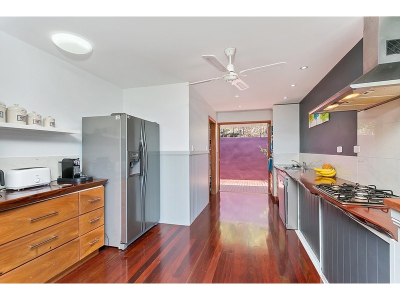 10 -12 Chatham Terrace, Smithfield QLD 4878