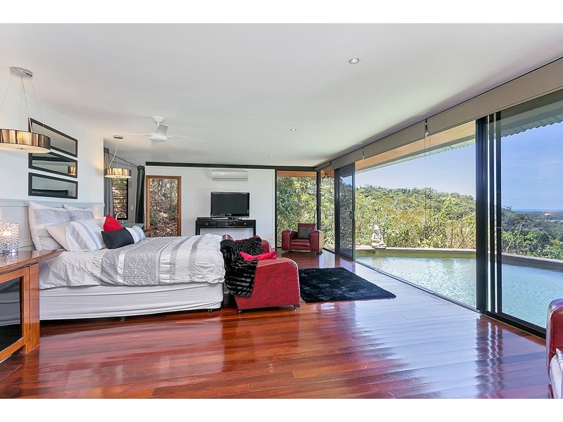 10 -12 Chatham Terrace, Smithfield QLD 4878