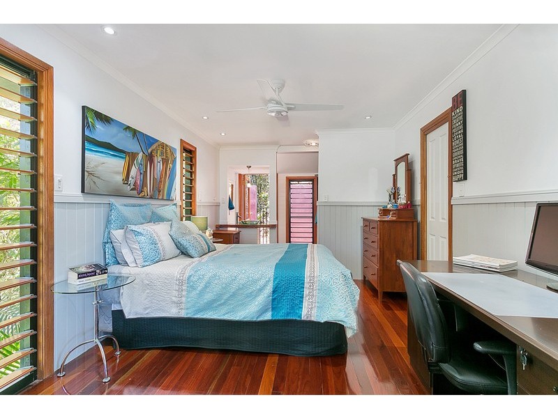 10 -12 Chatham Terrace, Smithfield QLD 4878