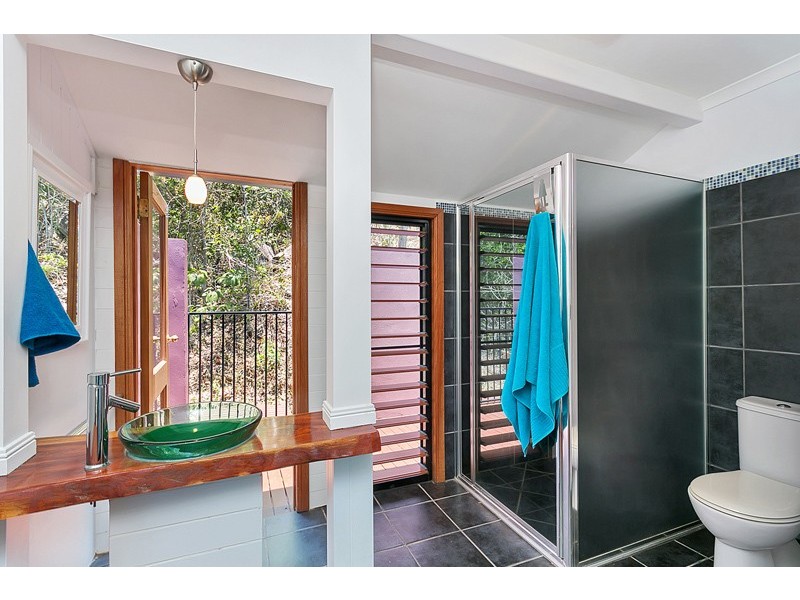 10 -12 Chatham Terrace, Smithfield QLD 4878