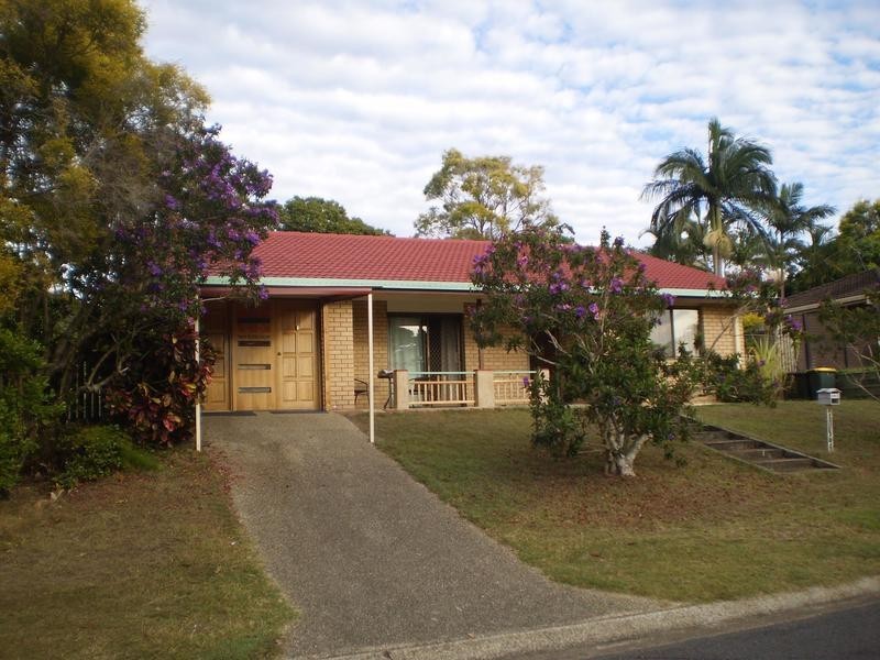 4 Fassifern Street, Durack QLD 4077