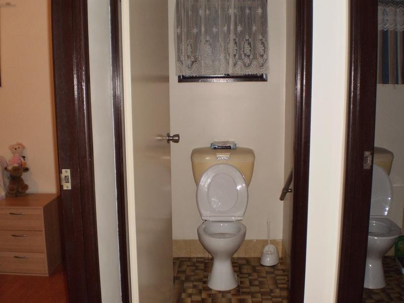 4 Fassifern Street, Durack QLD 4077