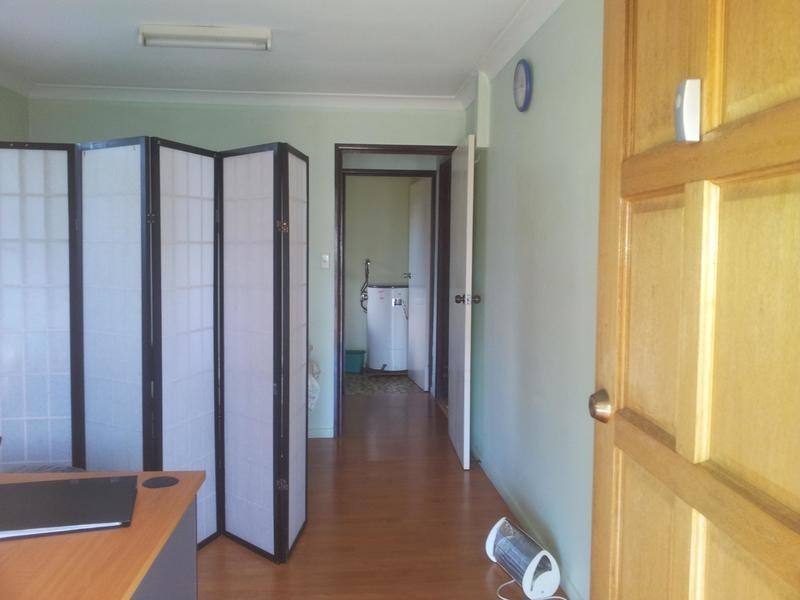 4 Fassifern Street, Durack QLD 4077