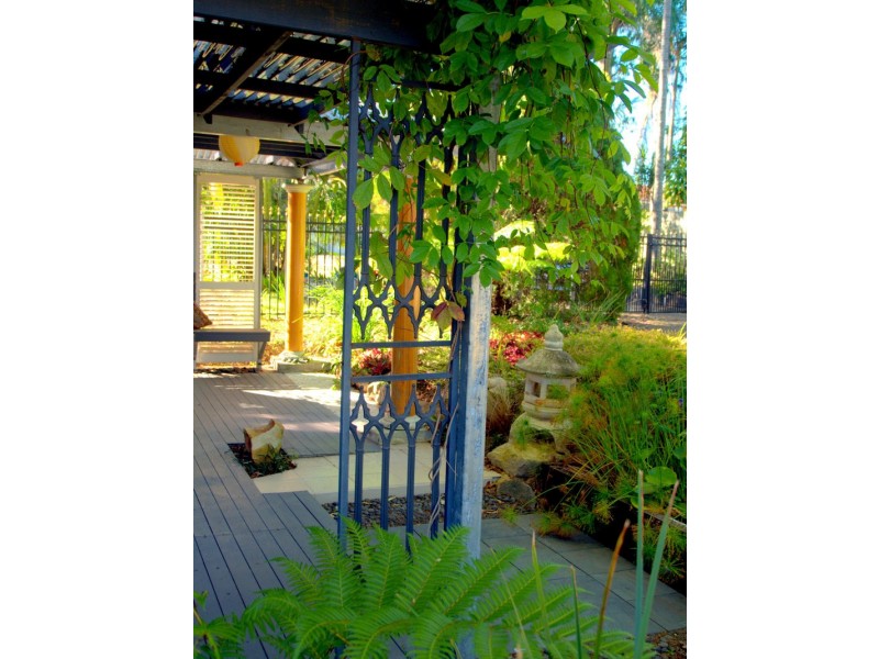 95-97 Cochrane St, Camira QLD 4300