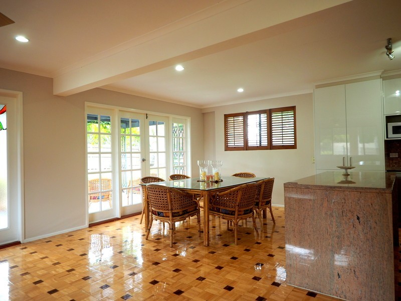 95-97 Cochrane St, Camira QLD 4300