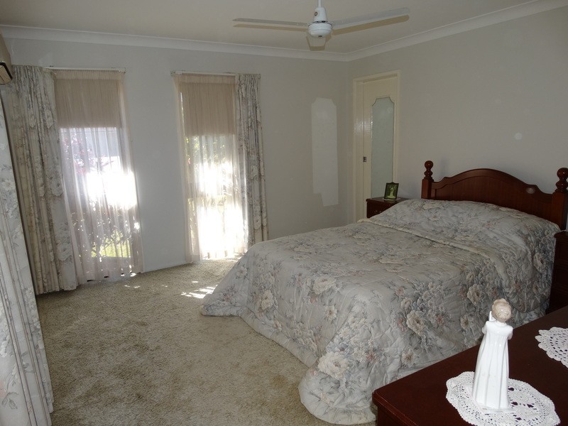 9 Tanis St, Eight Mile Plains QLD 4113