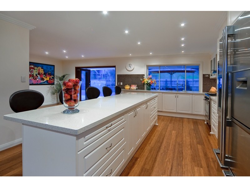 17 Holyoake Drive, Daisy Hill QLD 4127