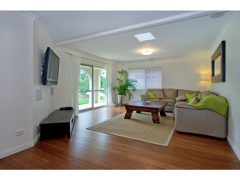 17 Holyoake Drive, Daisy Hill QLD 4127