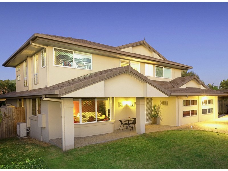 2  Colac Court, Westlake QLD 4074