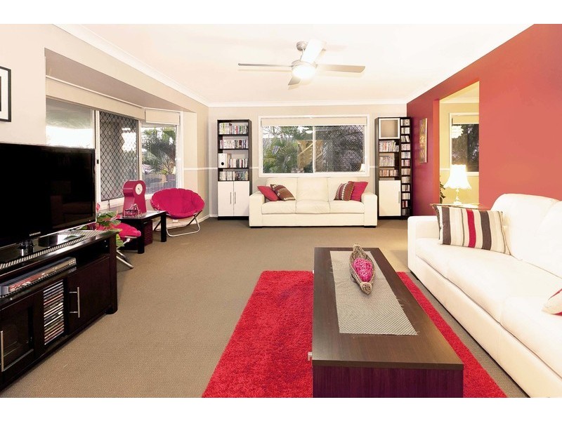 2  Colac Court, Westlake QLD 4074