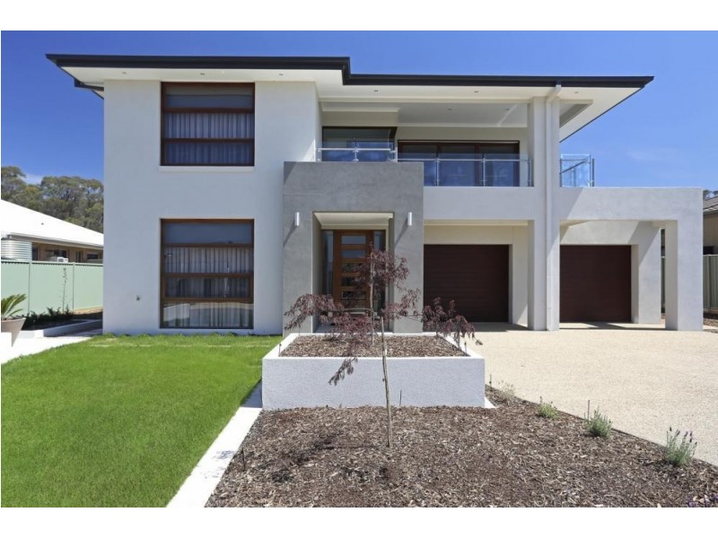 12 McConnell Drive, Junortoun VIC 3551