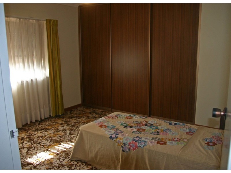 2/3 Kearnes Road, Oaklands Park SA 5046