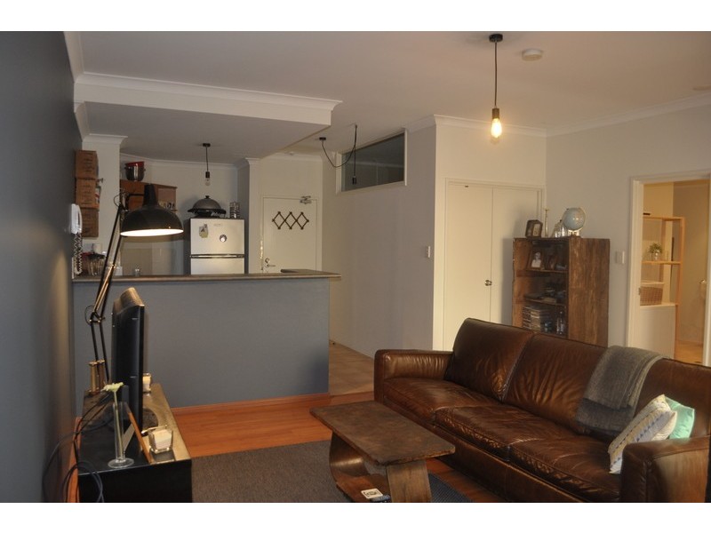 4/190 Hay St, East Perth WA 6004