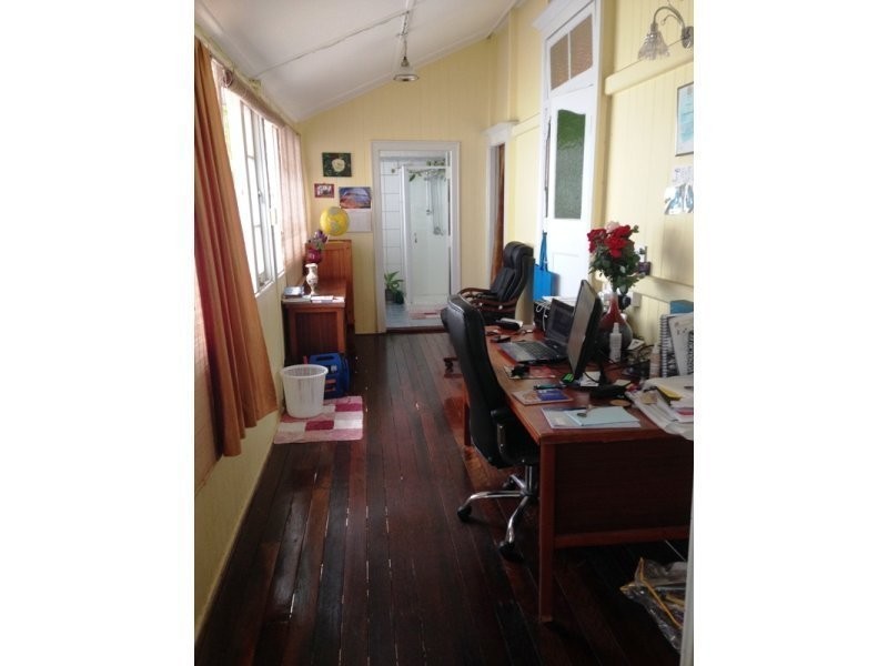 23 Park Road, Wooloowin QLD 4030