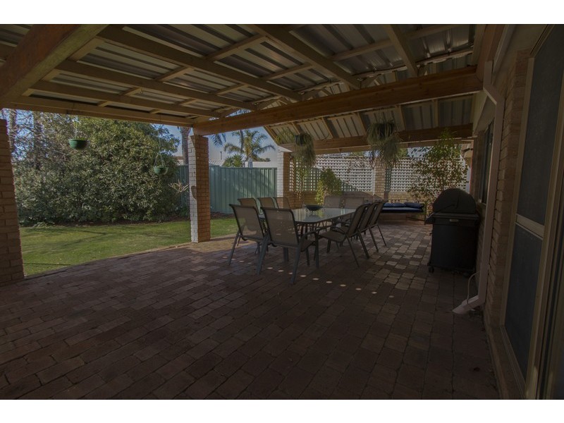 14 Morgan Place, Bibra Lake WA 6163