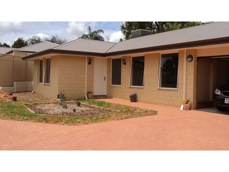 22B Lilian Ave, Armadale WA 6112