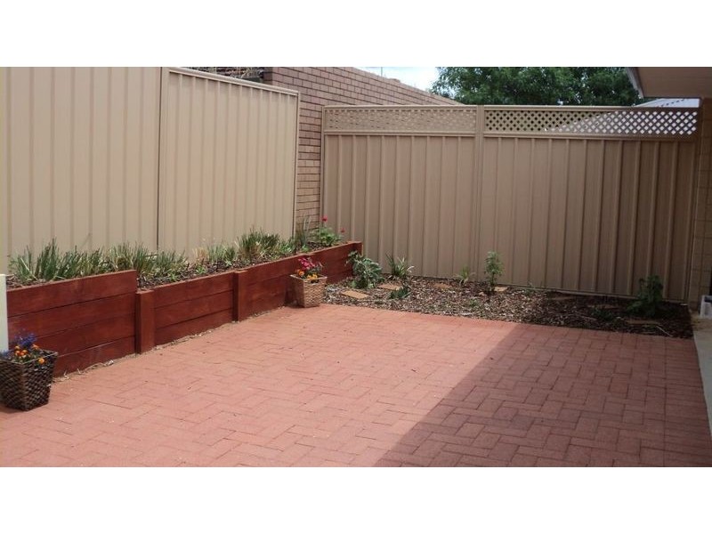 22B Lilian Ave, Armadale WA 6112