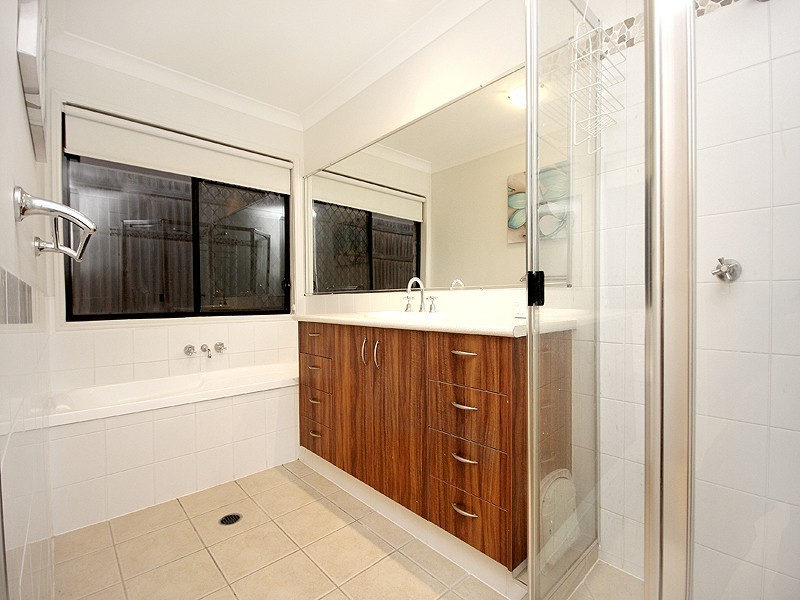 31 Sundew Crescent, Upper Coomera QLD 4209