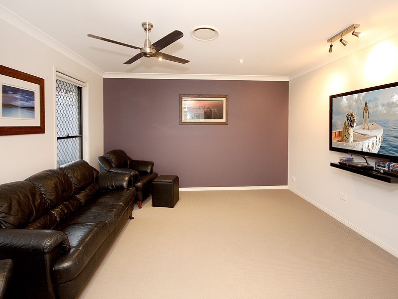 31 Sundew Crescent, Upper Coomera QLD 4209