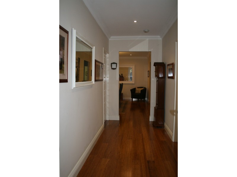 19a Fifth Ave, Bassendean WA 6054