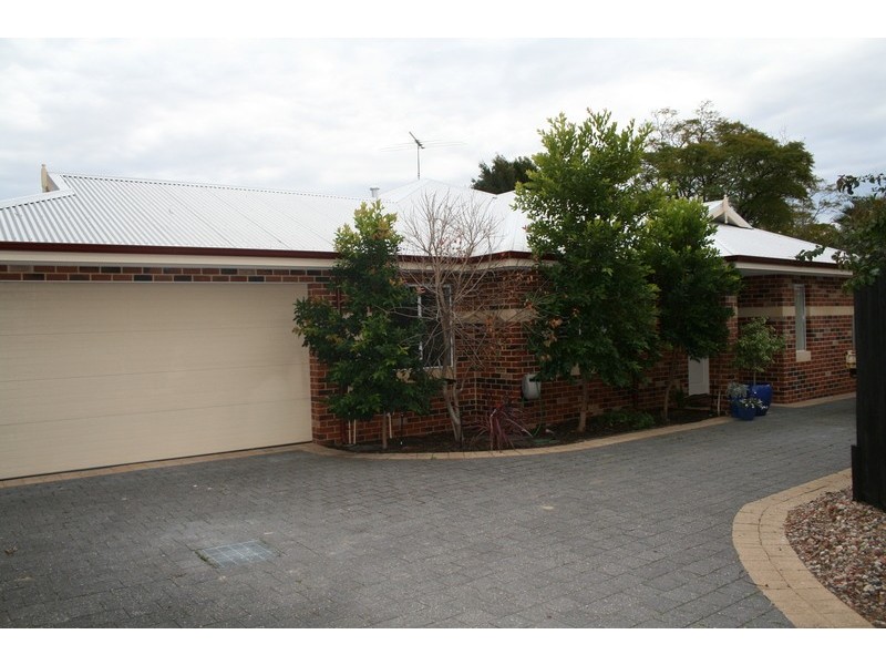 19a Fifth Ave, Bassendean WA 6054