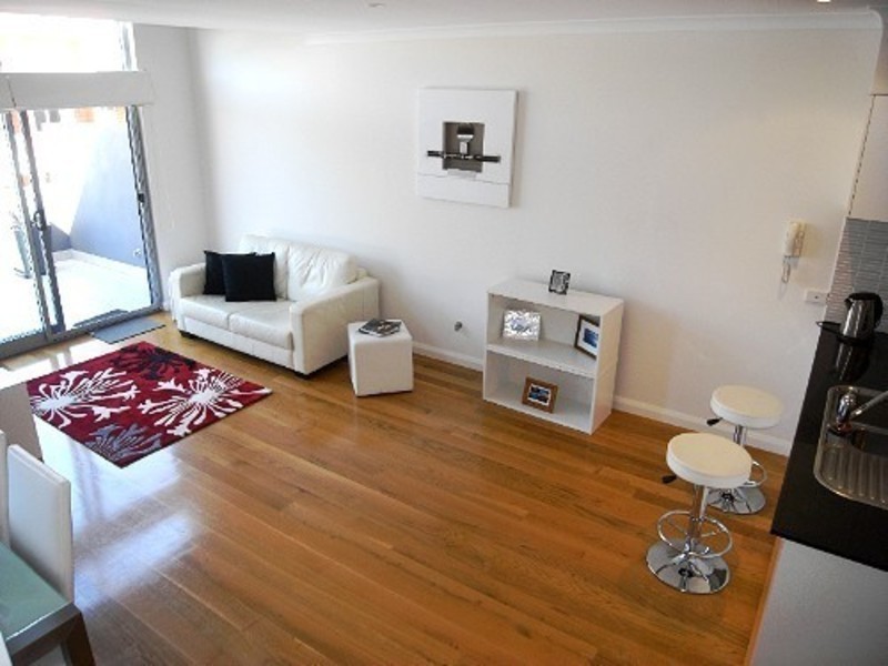 6/200 Nicholson Road, Subiaco WA 6008