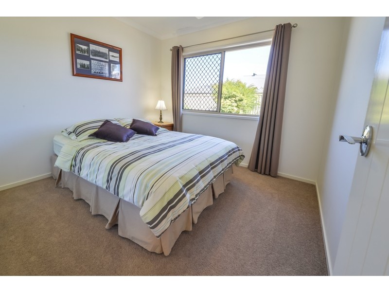 35-37 Neylon Drive, Ningi QLD 4511