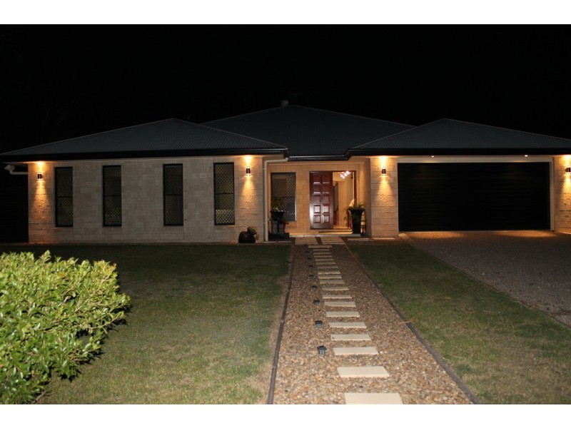 33 Cocos Drive, Ningi QLD 4511