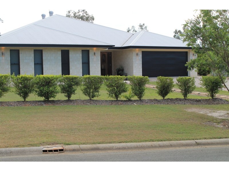 33 Cocos Drive, Ningi QLD 4511