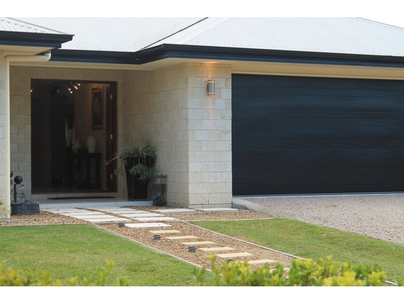 33 Cocos Drive, Ningi QLD 4511