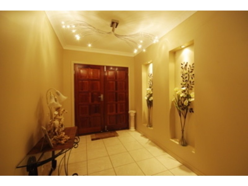 33 Cocos Drive, Ningi QLD 4511