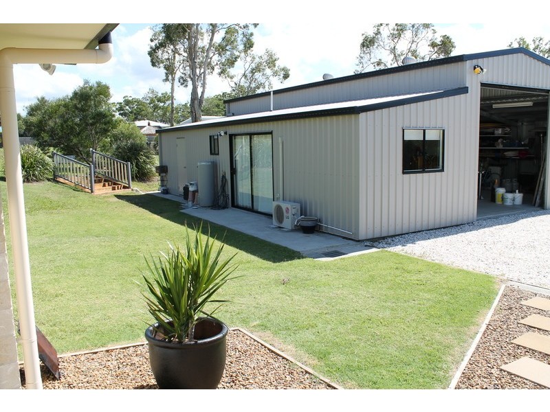 33 Cocos Drive, Ningi QLD 4511