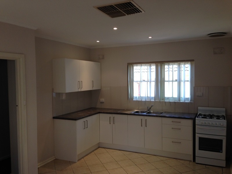3 Stevens Ave, Para Hills SA 5096
