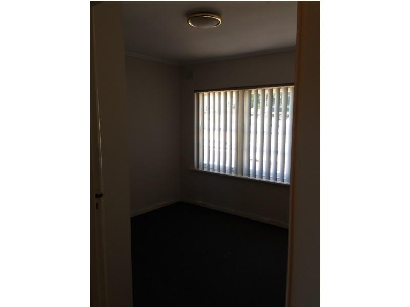 3 Stevens Ave, Para Hills SA 5096