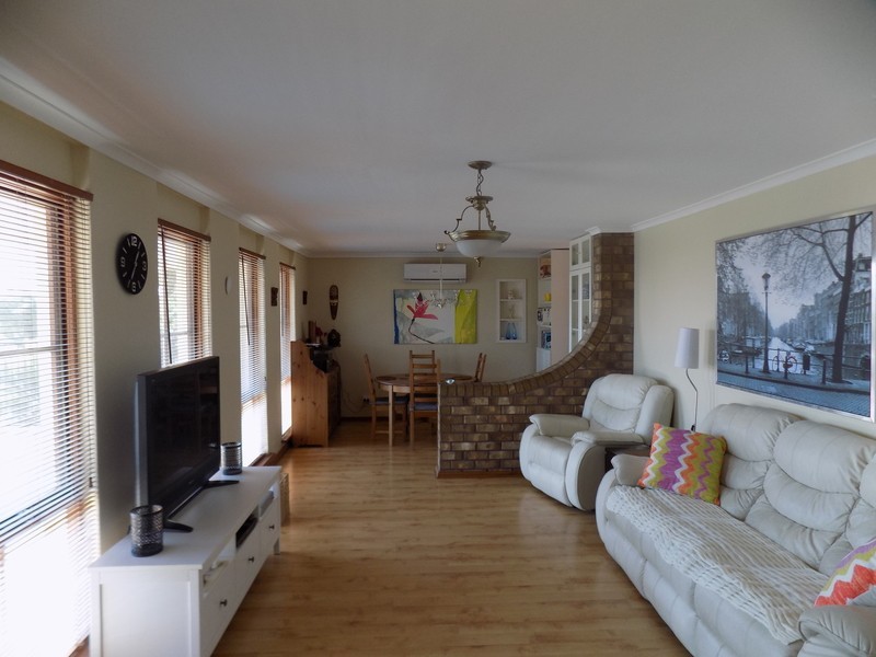 150 Perry Barr Road, Hallett Cove SA 5158