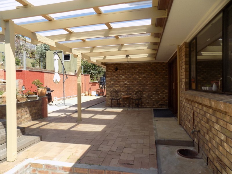 150 Perry Barr Road, Hallett Cove SA 5158