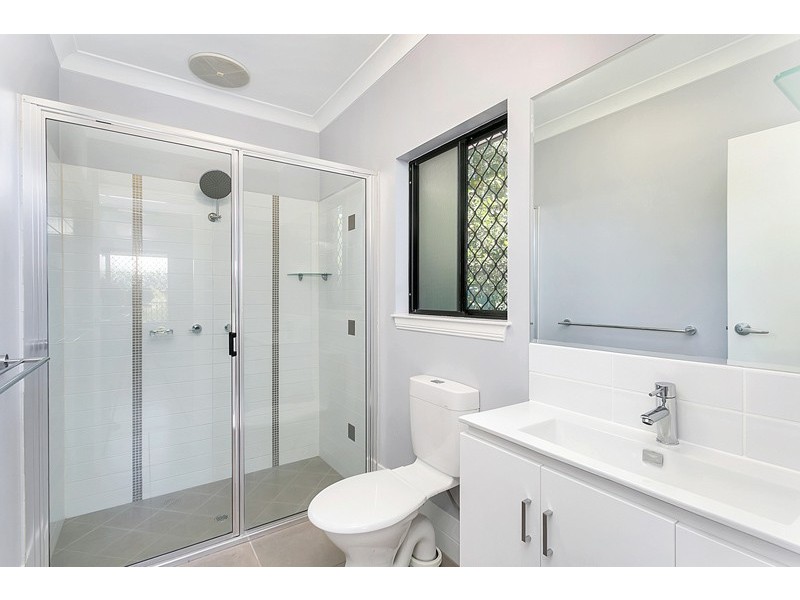 28 Moore Road, Kewarra Beach QLD 4879