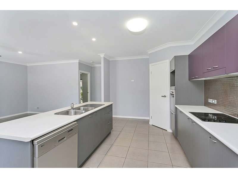 28 Moore Road, Kewarra Beach QLD 4879