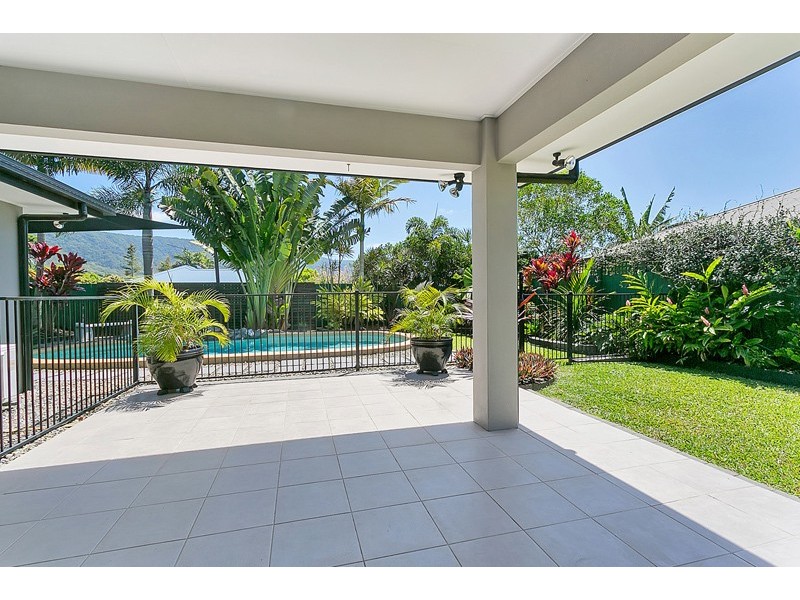 28 Moore Road, Kewarra Beach QLD 4879