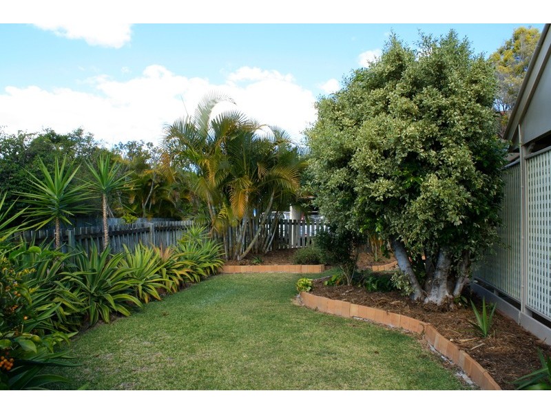 13 Pine Tree Close, Fitzgibbon QLD 4018