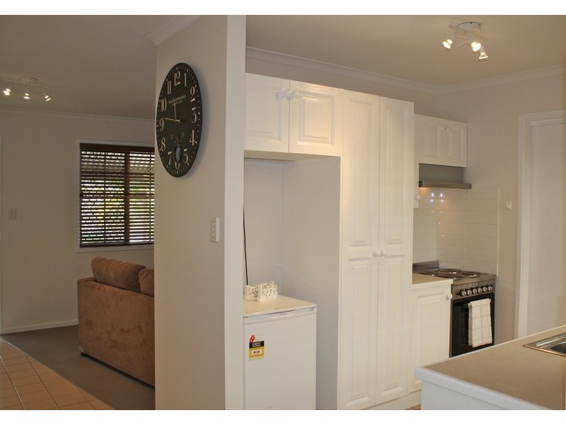 13 Pine Tree Close, Fitzgibbon QLD 4018