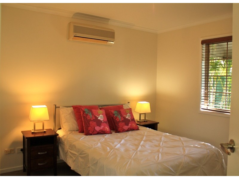 13 Pine Tree Close, Fitzgibbon QLD 4018