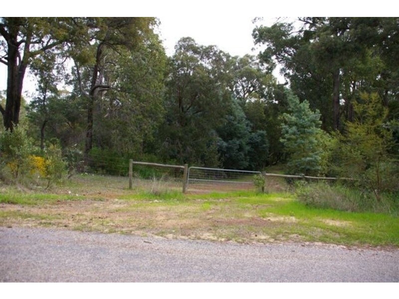 66 Narbethong Road, Bedfordale WA 6112