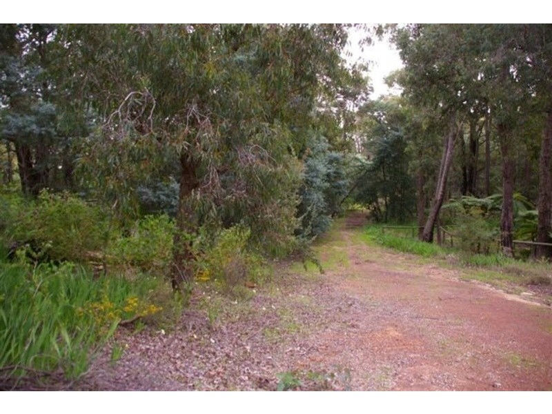 66 Narbethong Road, Bedfordale WA 6112