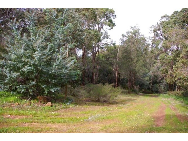 66 Narbethong Road, Bedfordale WA 6112