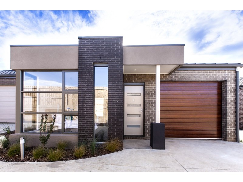 4/15 Bourbon Way, Waurn Ponds VIC 3216