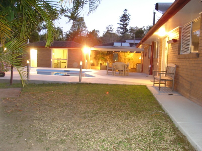 54 Marshall Lane, Kenmore QLD 4069