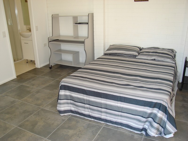 54 Marshall Lane, Kenmore QLD 4069