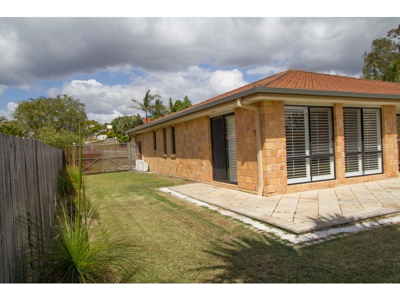 3 Senden Crescent, Manly West QLD 4179